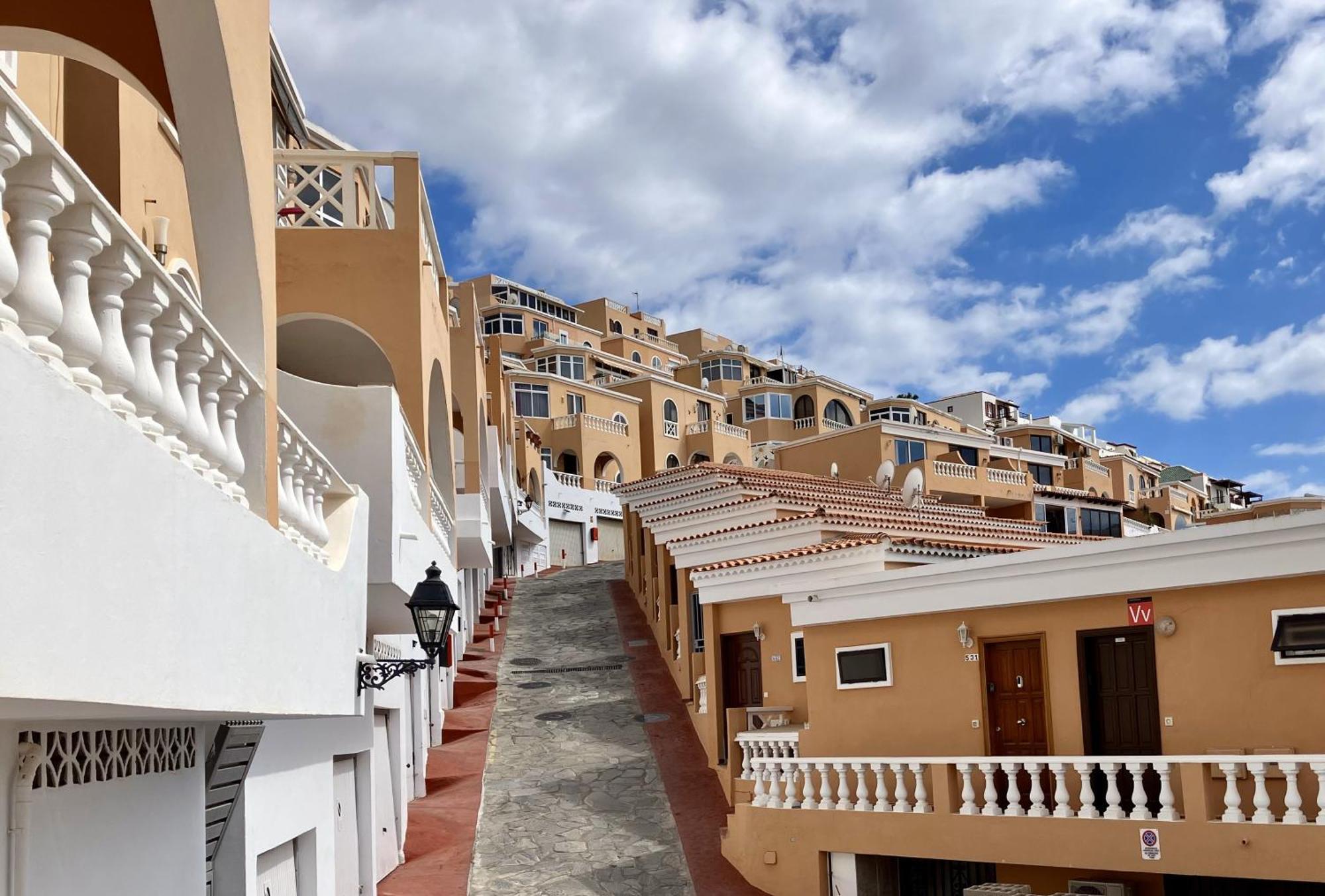 Costa Adeje - Modern Apartment With Terrace Views Of Ocean & Sunset Exteriör bild