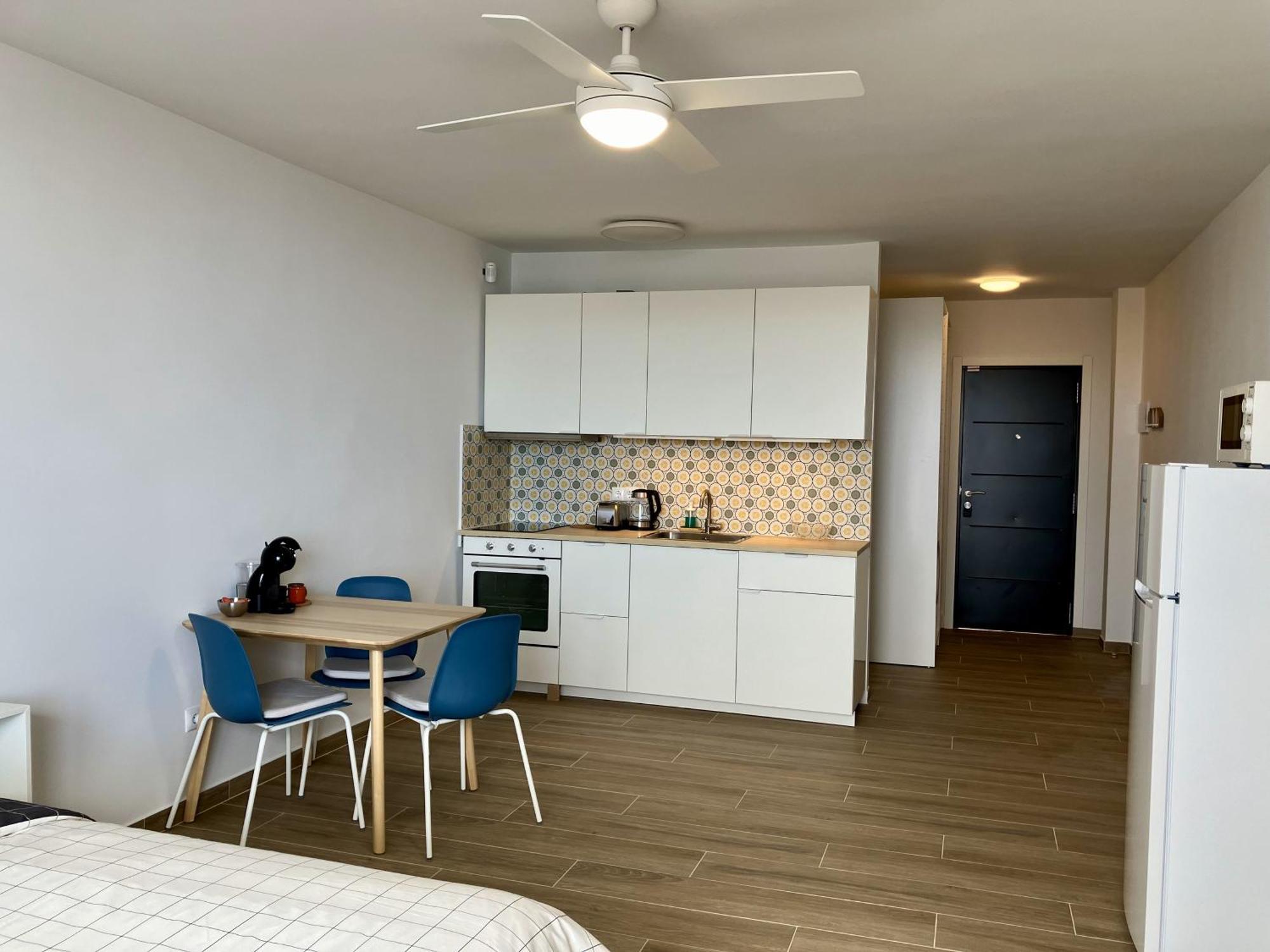Costa Adeje - Modern Apartment With Terrace Views Of Ocean & Sunset Exteriör bild