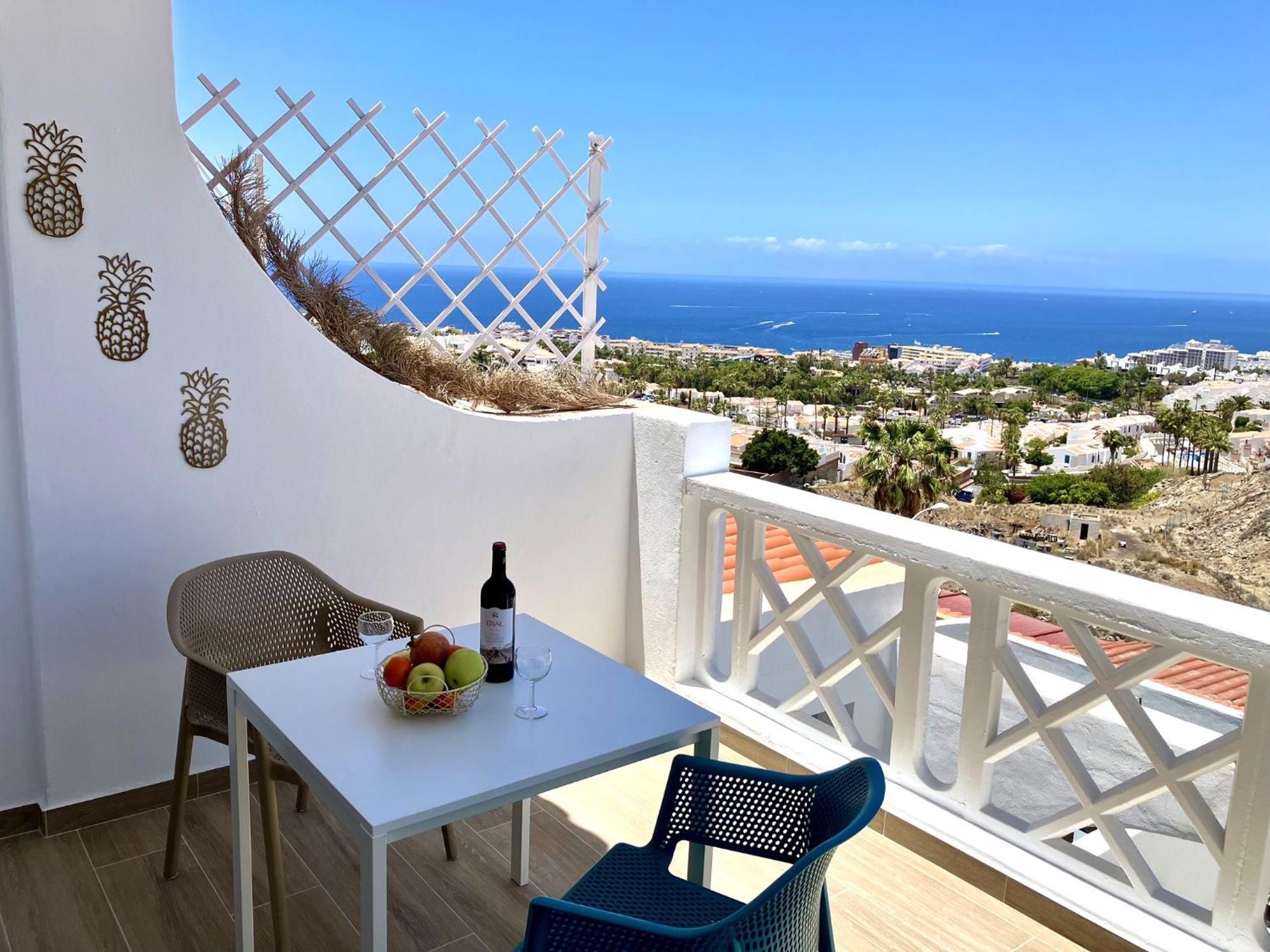 Costa Adeje - Modern Apartment With Terrace Views Of Ocean & Sunset Exteriör bild