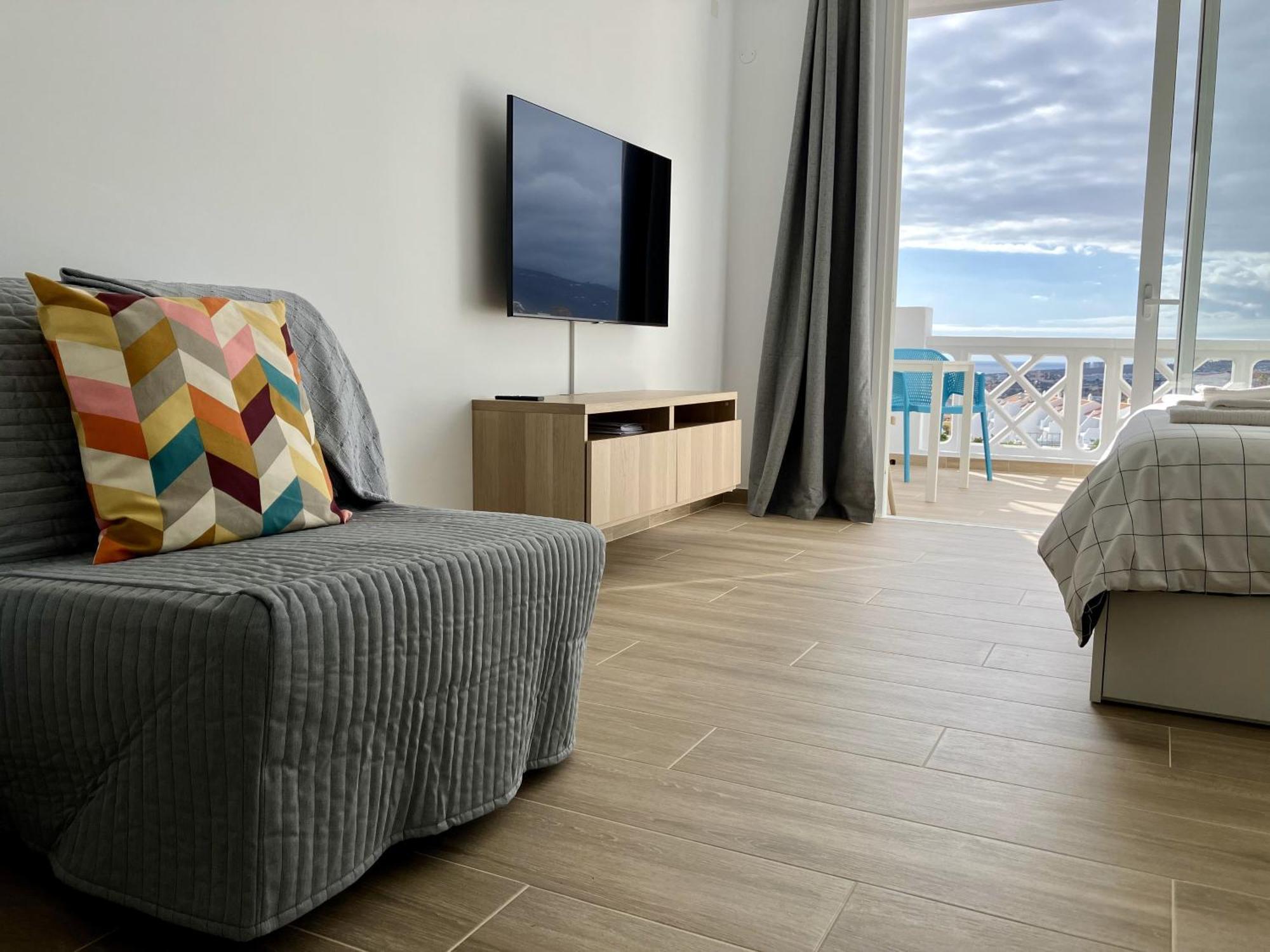 Costa Adeje - Modern Apartment With Terrace Views Of Ocean & Sunset Exteriör bild